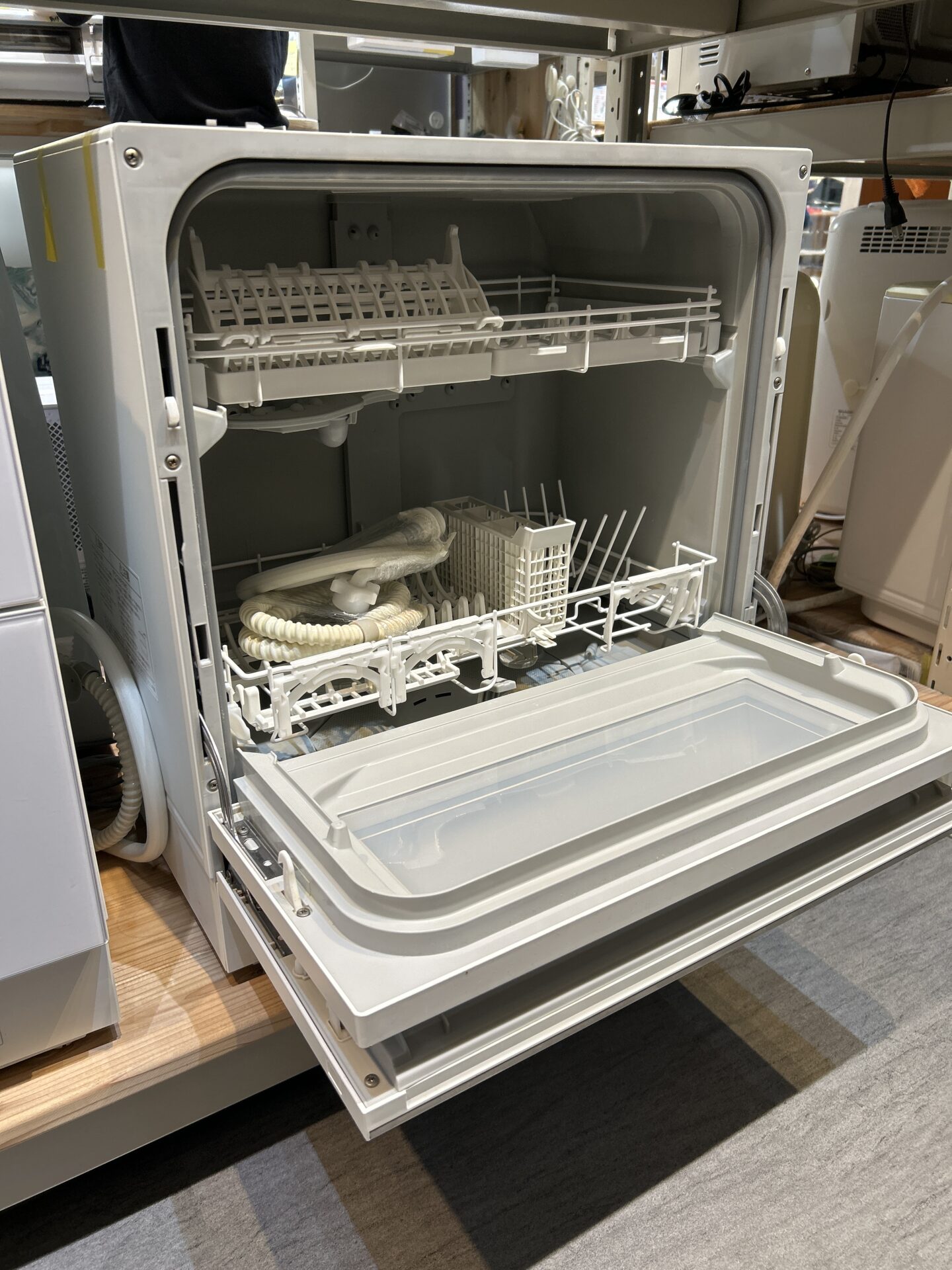 【パナソニック】食器洗い乾燥機★2023年製(0816)